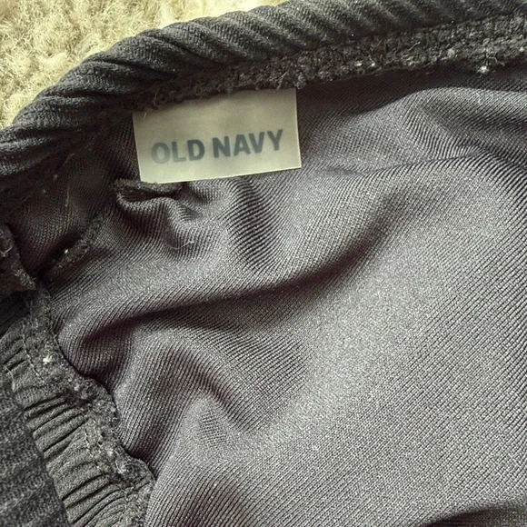 Bundle of 4 Bikini Tops - Picture 10 of 15